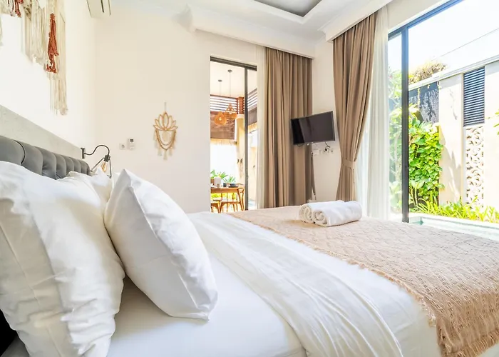 Villa Kamaratih By Maheswara Legian (Bali)